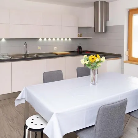 Cosy Flat In Axams, 85 Square Metres